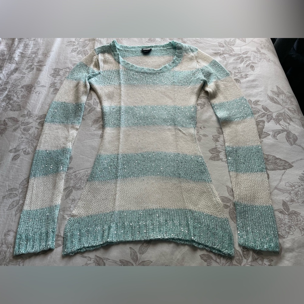 Rue21 Y2K Aqua Sequin Stripe V Neck Wool Blend‎ Knit Sweater Medium 00s Bratz